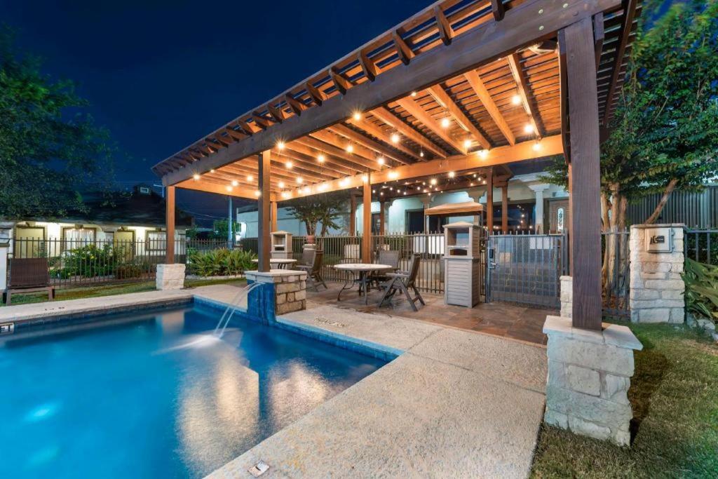 Best Western Post Oak Inn Burnet Esterno foto