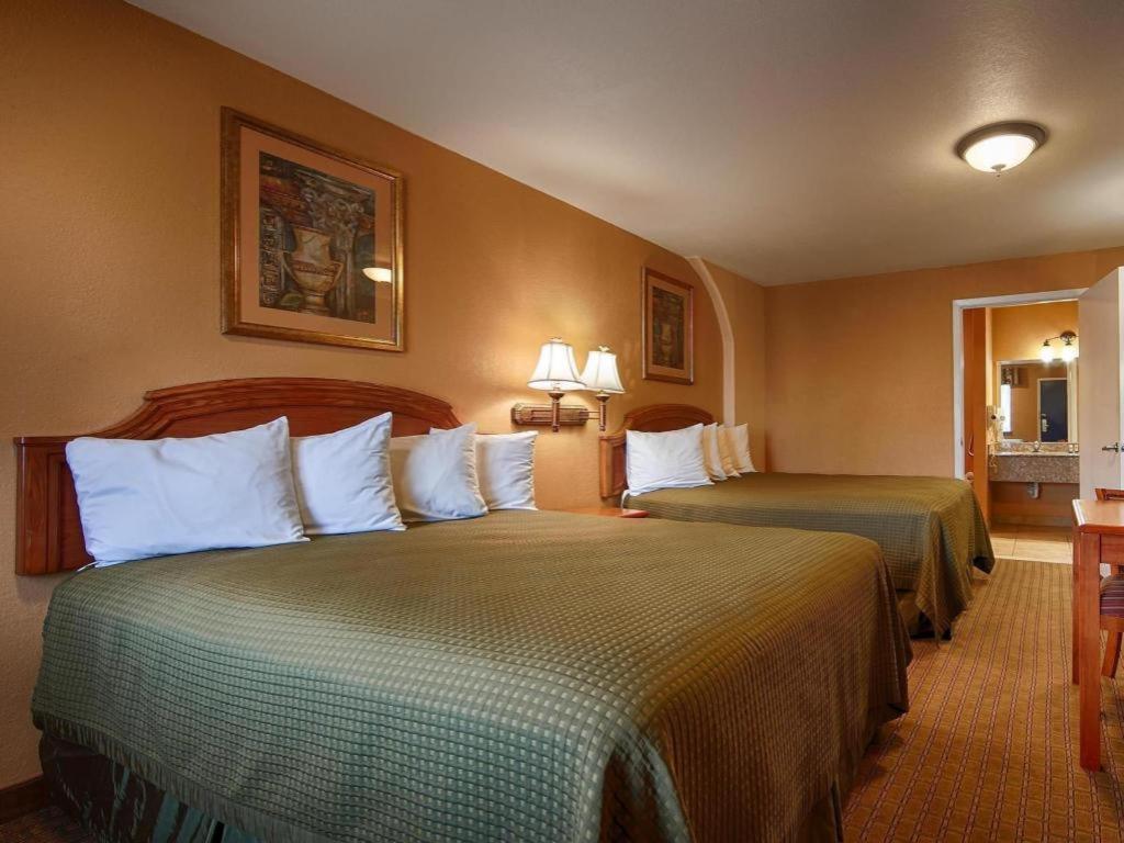 Best Western Post Oak Inn Burnet Esterno foto